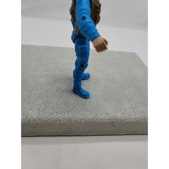 G.I JOE 4” ACTION FIGURE TOY  BLOND HAIR BLUE CLOTHES AND BROWN VEST - Picture 11 of 16